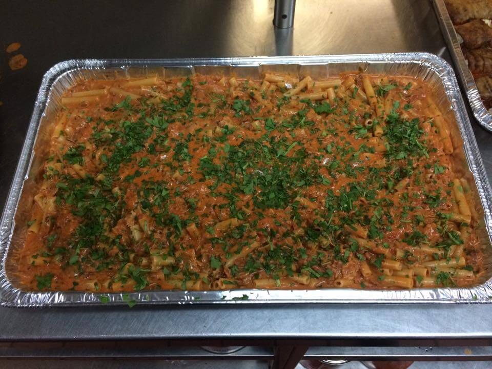 Baked ziti tray